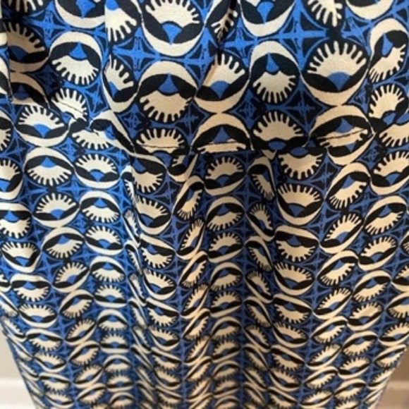 Max Studio Women's Blue Cap Sleeve Braided Ruffle Trim Neck Top NWT Size M - Picture 4 of 4